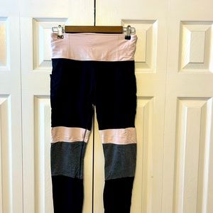 Athleta size small elation color block tights